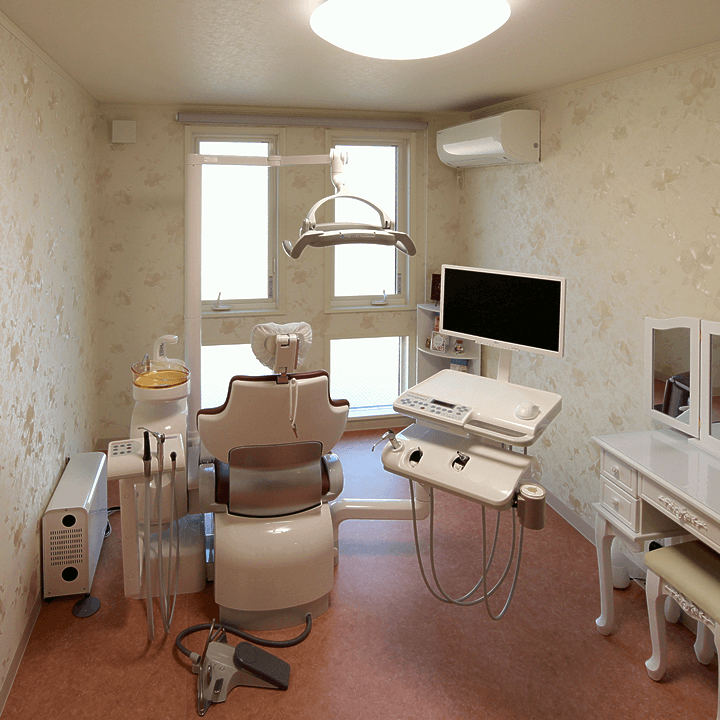 ２階 診察室２（個室）